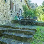 Lovely In Διαμέρισμα Monastero Bormida