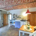 Lovely In Διαμέρισμα Monastero Bormida
